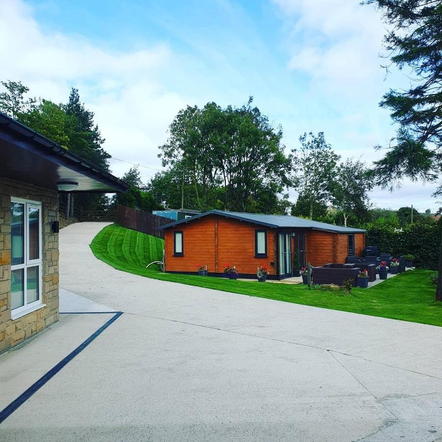 Luxury Five Star Cottage One Tantobie Zewnętrze zdjęcie